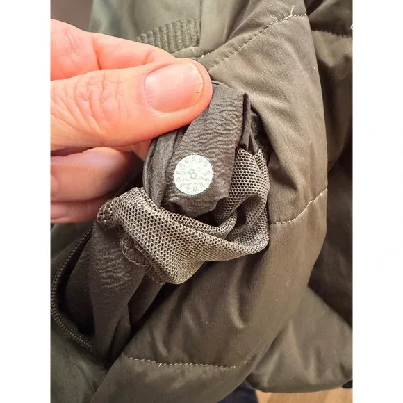 Lululemon Down For It All Half Zip Jacket Dark Olive Green Sz 8 Running Pullover - Picture 3 of 10